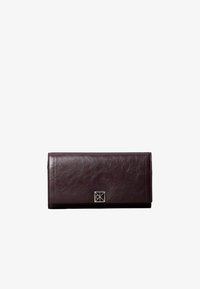 Избран, dark brown