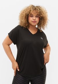 Active by Zizzi SHORT SLEEVE SPORT WITH V-NECK - T-shirt - bas - black