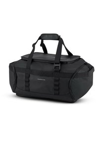 Borsa a sacca nera realizzata in tessuto resistente, dotata di doppi manici, chiusura con zip e forma rettangolare con cinghie laterali per un facile trasporto.