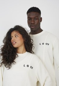 LEGACY STUDIOS UNISEX - Topper langermet - cream