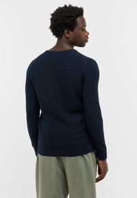 Mustang ELKO niebieski