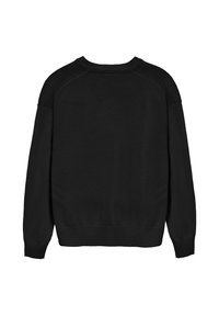 Svart tröja med rundhals, långa raglanärmar, ribbade manschetter och en ribbad nederkant. Tyget har en slät textur utan synliga mönster.