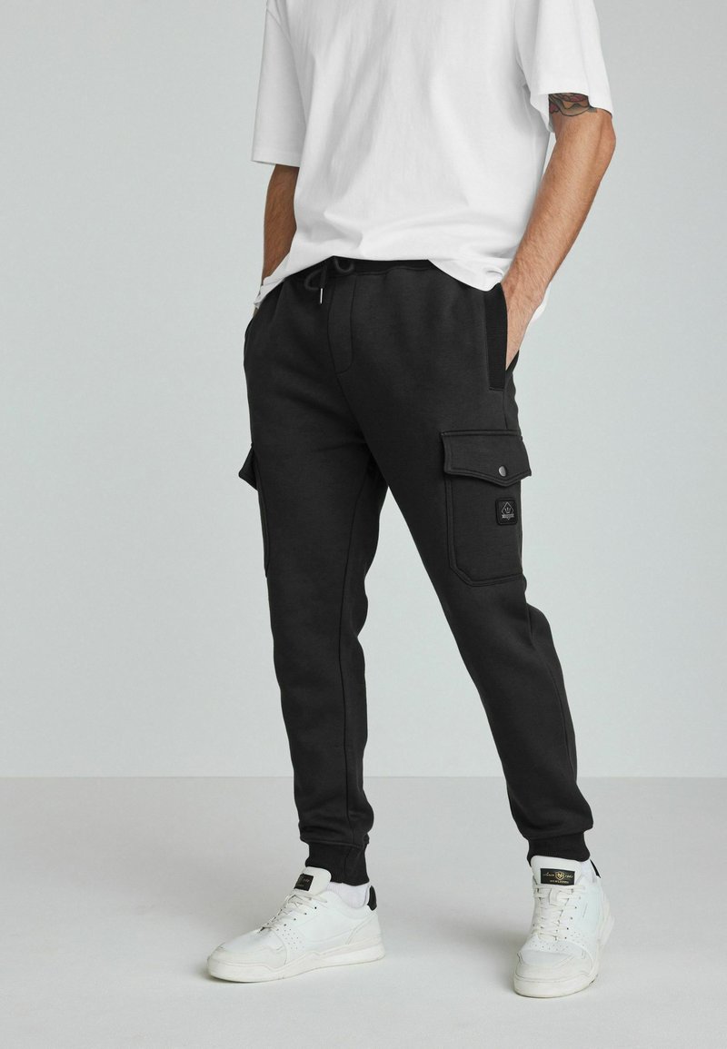 Next Tracksuit bottoms black Zalando.de