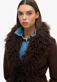Superdry & Co AFGHAN - Abrigo de invierno - dark brown cord
