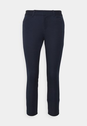 GAP Petite V-SKINNY ANKLE BISTRETCH - Aptempti džinsai - true indigo