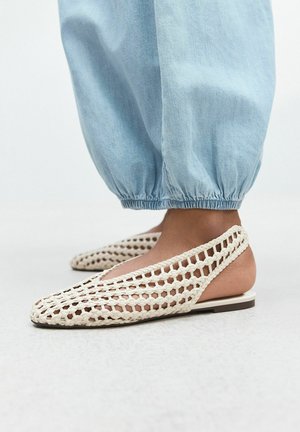 Next, Sling-Ballerina - white