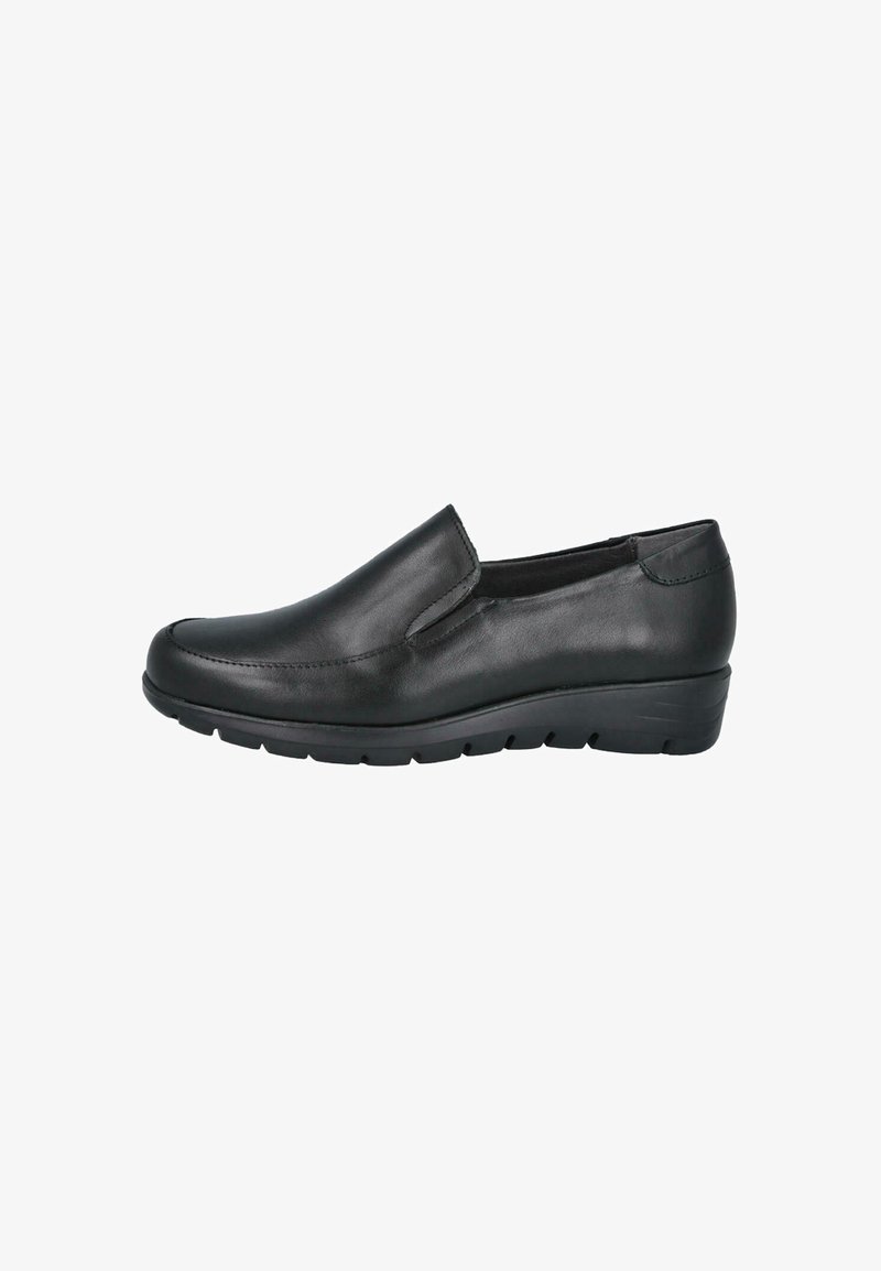 Zapato negro de cuero sin cordones con punta redonda, tacón bajo y suela acolchada; textura suave con detalles de costura discretos.