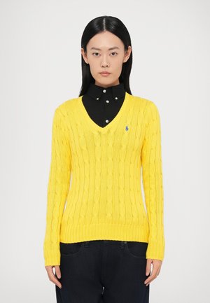 CABLE KNIT COTTON V-NECK SWEATER - Svetrík - trainer yellow
