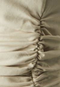 Gina Tricot SOFT TOUCH BOATNECK TOP - Toppi - pumice stone
