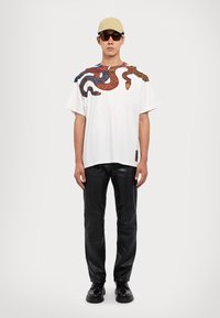Just Cavalli FULL SNAKE - T-shirts med print - white