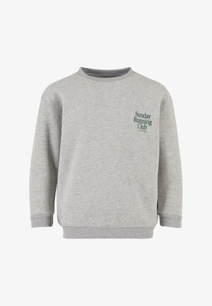 Sweatshirt gri cu guler rotund, cu manșete și tiv zimțat, având logo-ul "Sunday Running Club" în verde închis pe partea stângă a pieptului.