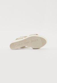 Thumbnail Image 6