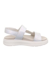 Sandales plates blanches avec des brides iridescentes, présentant un design croisé et une semelle intérieure douce beige, conçues pour le confort et le soutien.