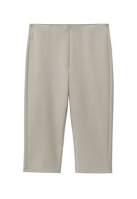 Pantalon beige mi-genou, coupe droite, en tissu lisse avec des coutures latérales visibles et une ceinture simple.