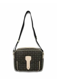 Borsa a tracolla nera con motivo e dettagli in crema, chiusura con zip, tracolla regolabile e patta frontale con una linguetta distintiva.