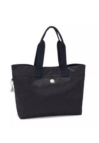 Borsa tote in tessuto nero con due manici, dettaglio logo argento sulla parte anteriore, fondo piatto e texture liscia. Gancio con ciondolo attaccato.