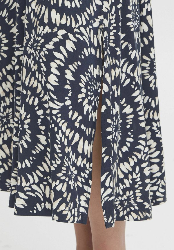 IHAYA - Day dress - total eclipse ikat circle3