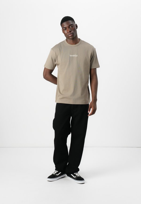 BRETBY - Print T-shirt - fallen rock3