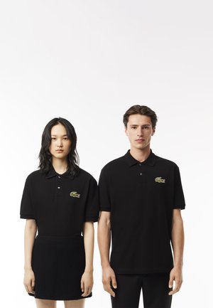 - Koszulka polo