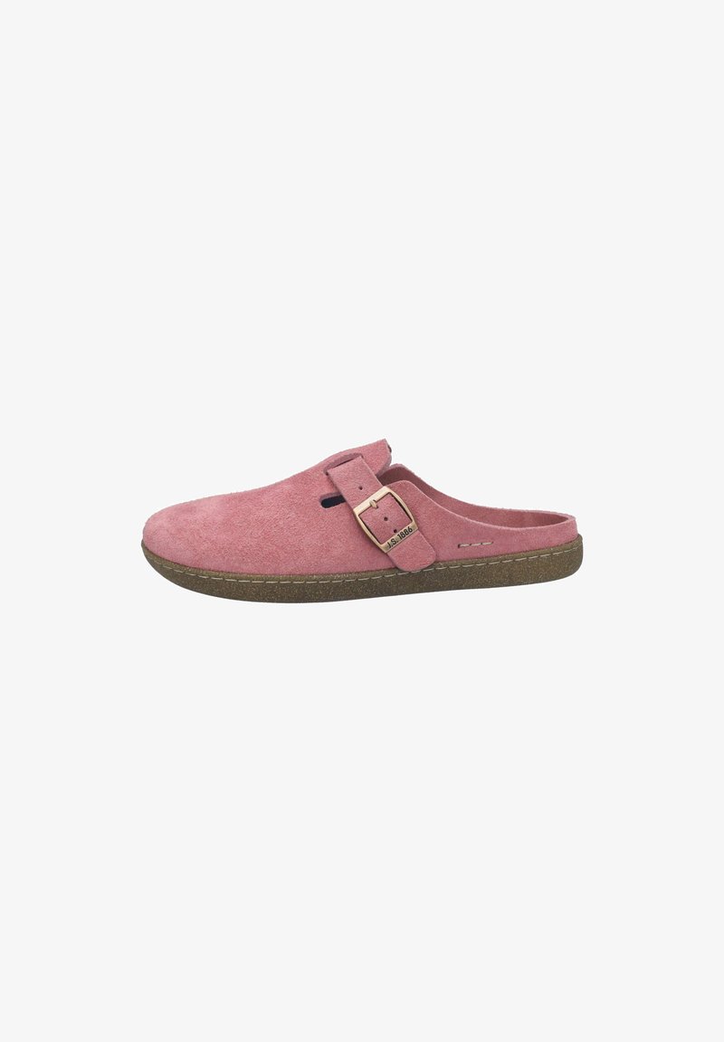 Sabot en daim rose doux à enfiler avec bride à boucle ajustable et semelle marron texturée, conçu pour un confort décontracté.