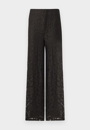 Calças largas de renda preta com um padrão floral, superfície texturizada, cintura alta e um ajuste solto para conforto e estilo.