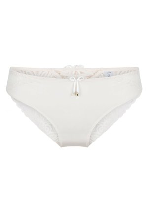 Parte inferior de bikini blanco con encaje en la espalda y un frente liso, que presenta un lazo decorativo y detalles dorados en la cinturilla. Detalles de encaje texturizado en los lados.