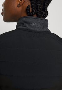 ONLY Play NABA - Liivi - black