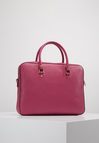 LIU JO Käsilaukku - pink
