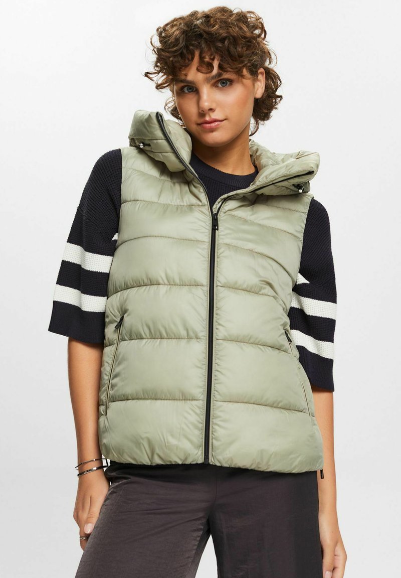 Esprit ULTRA LIGHT VEST Weste dusty green/hellgrün Zalando.de