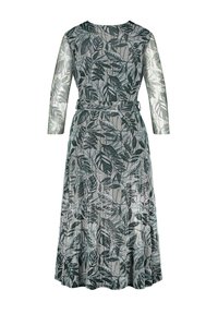 Robe longue avec manches quatre-vingt-dix transparentes et motif botanique de feuilles vertes sur fond gris clair, taille ajustée avec ceinture en tissu.