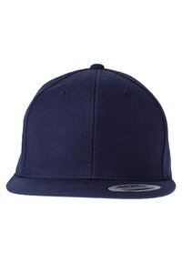 Marineblå baseball caps med flat skygge, laget av strukturert stoff. Har seks paneler og en justerbar snapback-lukking.