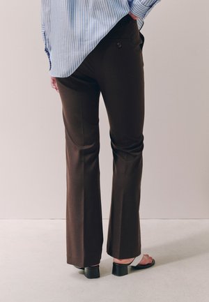 Next, Pantalones - chocolate brown