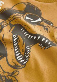 Next SHORT SLEEVE GRAPHIC STANDARD - T-shirts print - yellow dino