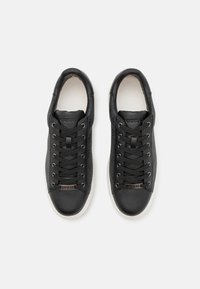 Guess VIBO - Sneakers basse - coal