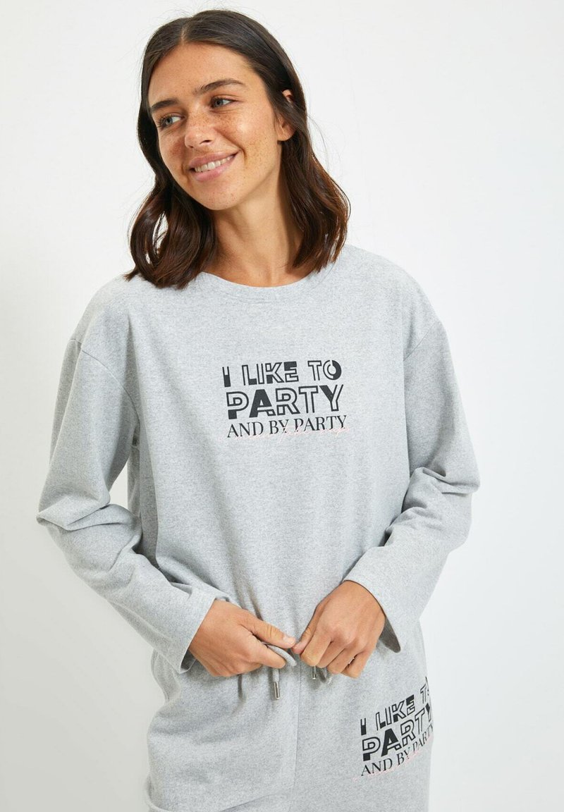 Damen Nachthemden | Trendyol Nachtwäsche Set grey/grau - XG47214 Damen Nachthemden | Trendyol Nachtwäsche Set grey/grau - XG47214