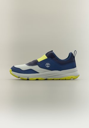 MOTION ACCESS UNISEX - Αθλητικά παπούτσια - light grey