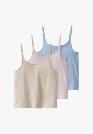 Drei Tanktops in Beige, Pink und Hellblau. Jedes hat schmale Träger und eine weiche Baumwolltextur mit einem schlichten, sauberen Design.