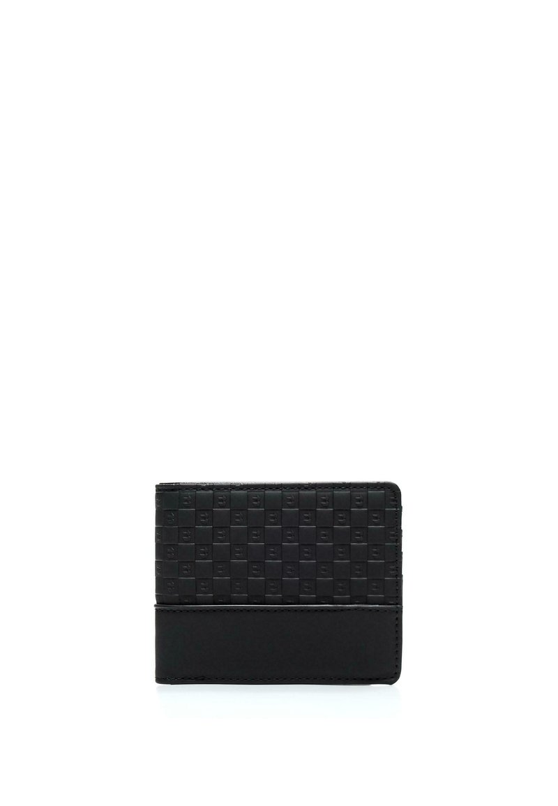 Portafoglio nero bifold con motivo a quadrati in rilievo sulla metà superiore e texture liscia sulla metà inferiore.
