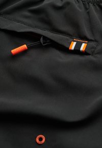 Unausgewählt, black