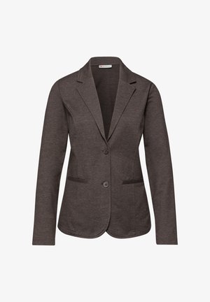Blazer ajustado de color marrón oscuro con dos botones, cuello solapa con muesca y bolsillos de ojal frontales, mostrado sobre un fondo blanco.