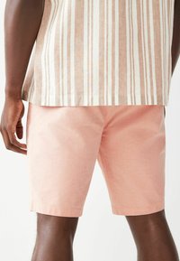 Next STRETCH - Shorts - orange