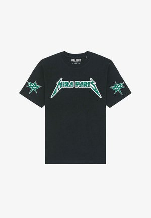 Camiseta de algodón negra con un gráfico verde del logo "MIRA PARIS" y diseños de estrellas en las mangas. Manga corta, cuello redondo, ajuste estándar.