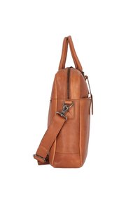 Borsa in pelle marrone con chiusura a zip, manico laterale, tracolla regolabile e una texture liscia. Presenta una forma rettangolare e un design minimalista.