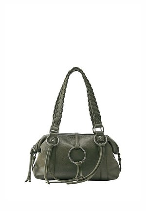 Dunkelgrüne Ledertasche mit geflochtenen Griffen, silberner Ringdekoration, Reißverschluss und Quasten-Details auf weißem Hintergrund.