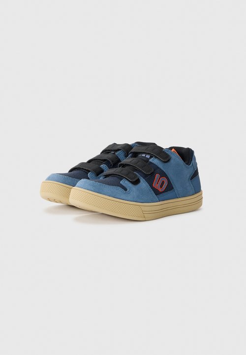 adidas FREERIDER UNISEX - Hiking shoes - legend ink/wonder steel/impact orange — photo 2