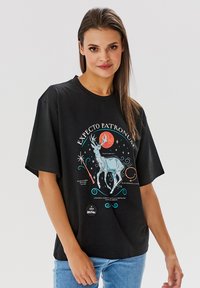 EXPECTO PATRONUM - Tričko s potlačou - black