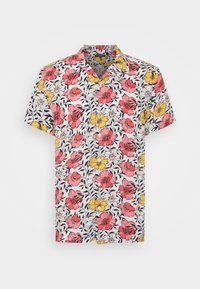 Korte mouwen, knoopsluiting shirt met een witte achtergrond en een levendig roze, gele en zwarte bloemenpatroon en een gestructureerde stof.