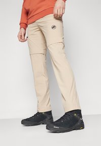 Mammut RUNBOLD ZIP OFF PANTS MEN - Outdoorbukser - savannah