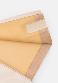 RAID Wide Fit Stivali con i tacchi - off-white