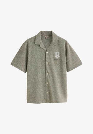 Next, Pluus - green
